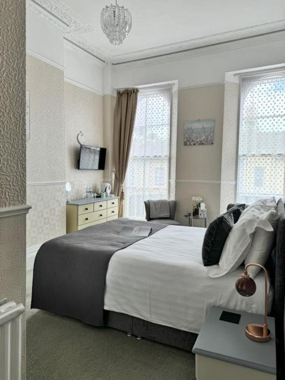 The Patricia Hotel Torquay Ruang foto